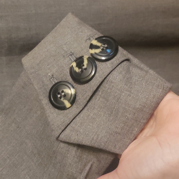 2OH Coat - Picture 5 of 13